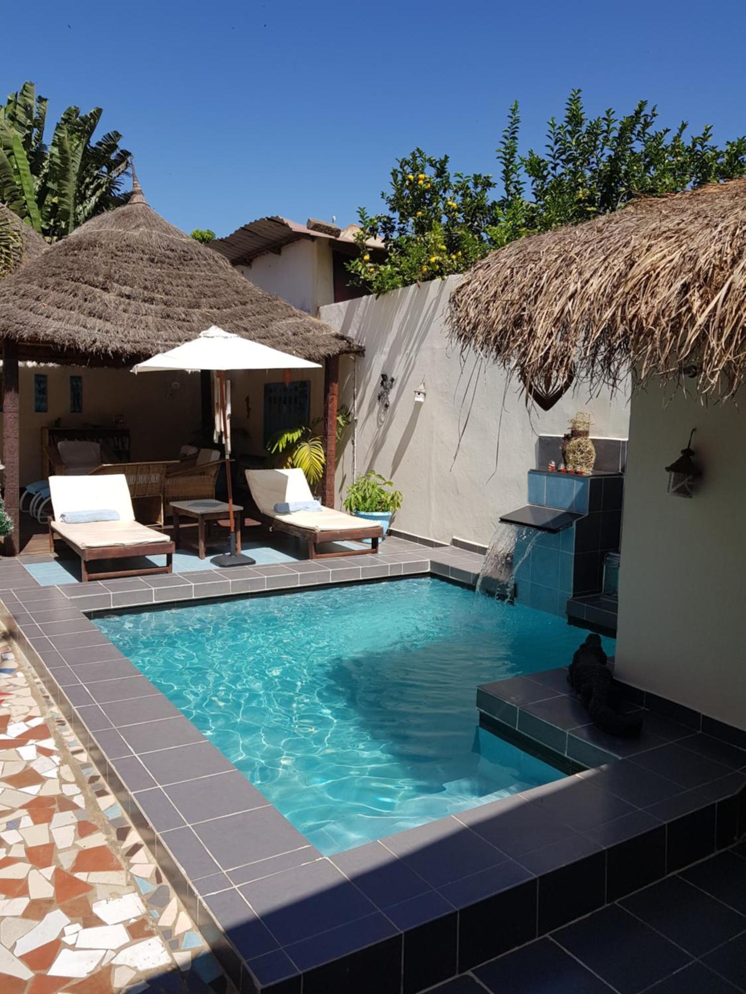 Mandinka Lodge Кололи Екстериор снимка