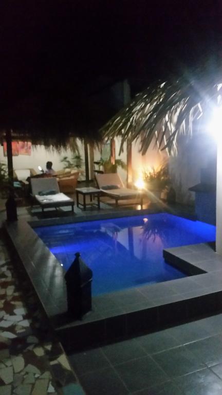 Mandinka Lodge Кололи Екстериор снимка