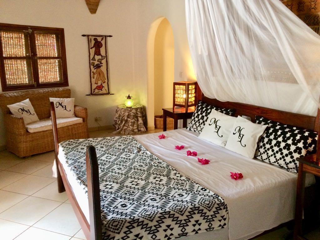 Mandinka Lodge Кололи Екстериор снимка